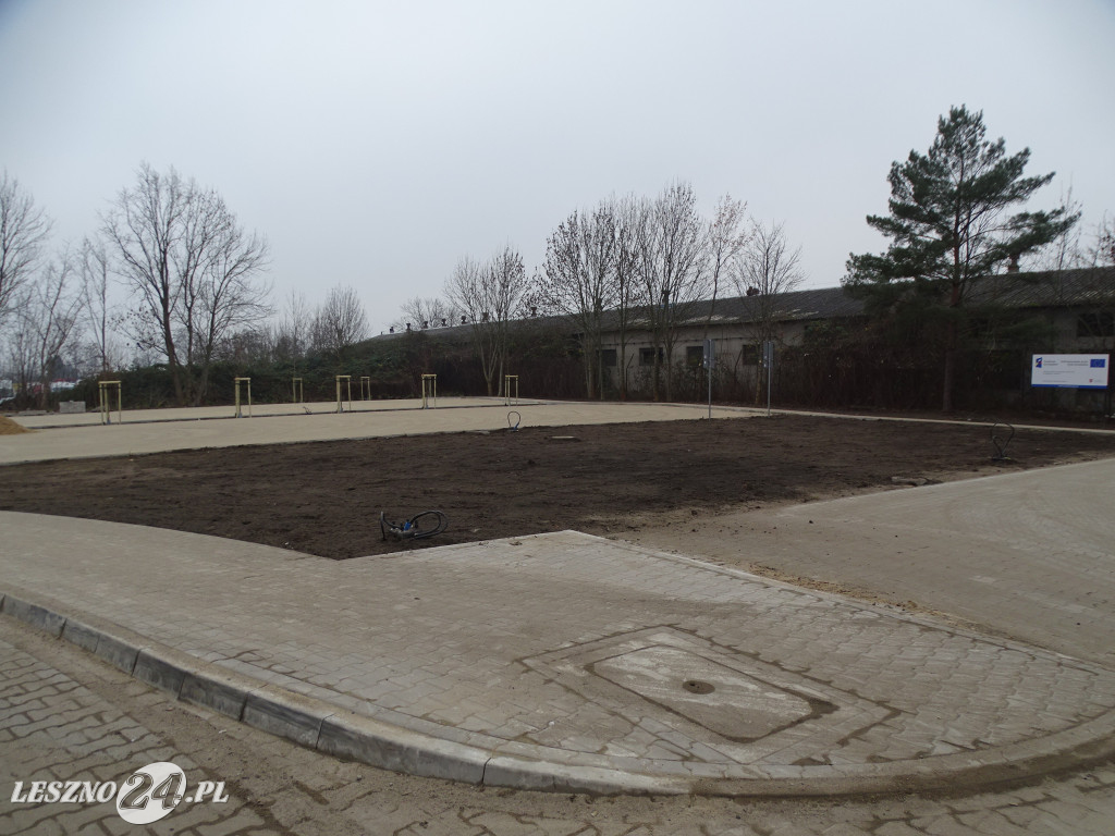 Nowy parking w centrum Leszna