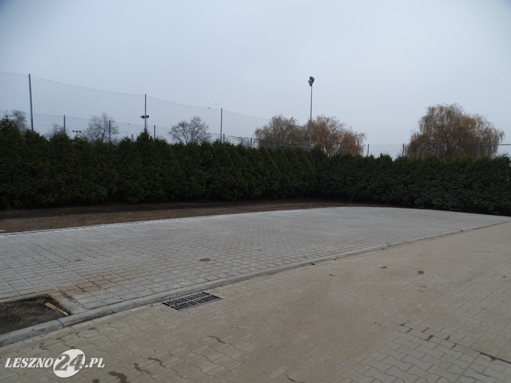 Nowy parking w centrum Leszna