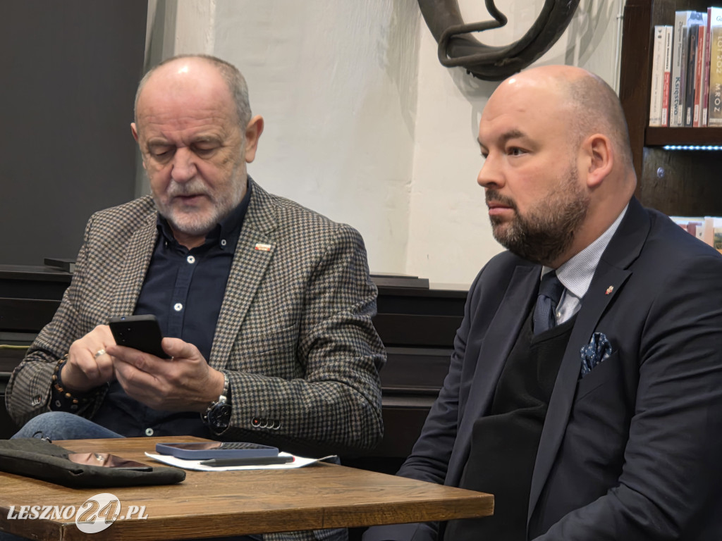 Spotkanie z posłami PiS w Lesznie