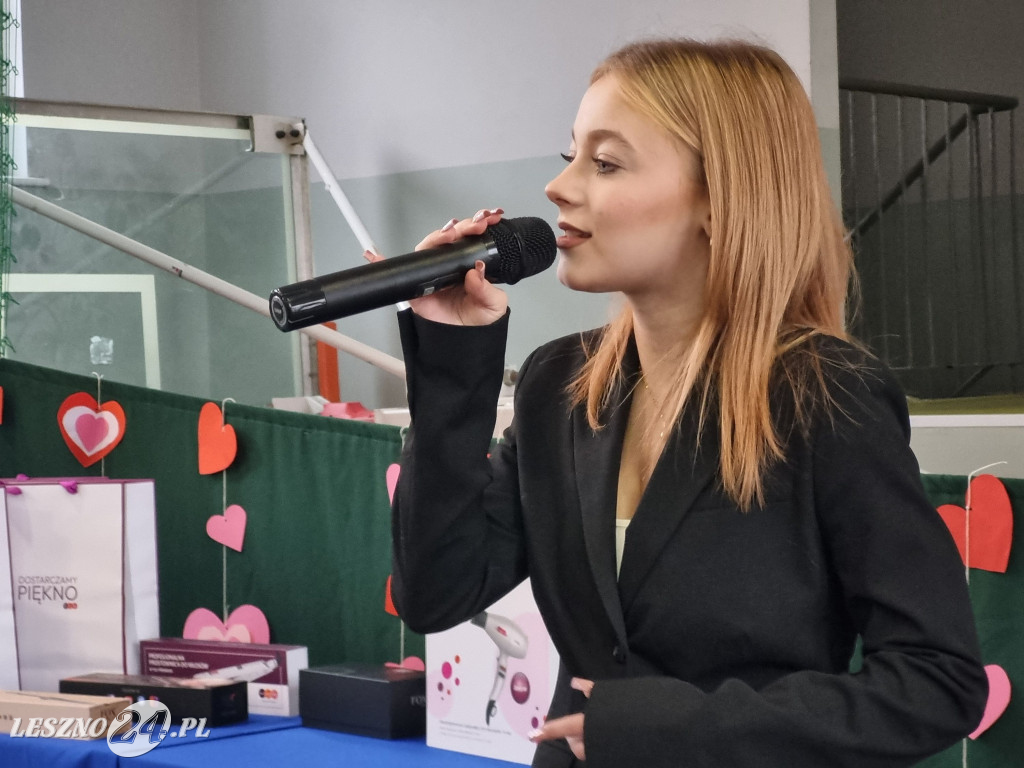 XIII Międzyszkolny Konkurs Fryzjerski w ZS nr 4