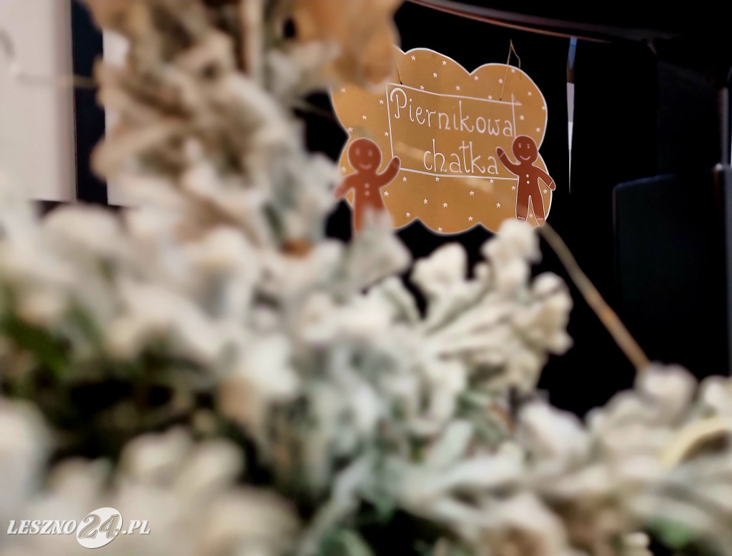 Świąteczny kiermasz SP 3 w Lesznie