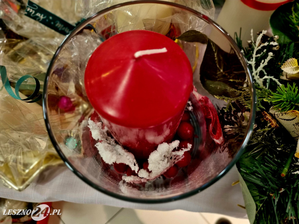 Świąteczny kiermasz SP 3 w Lesznie