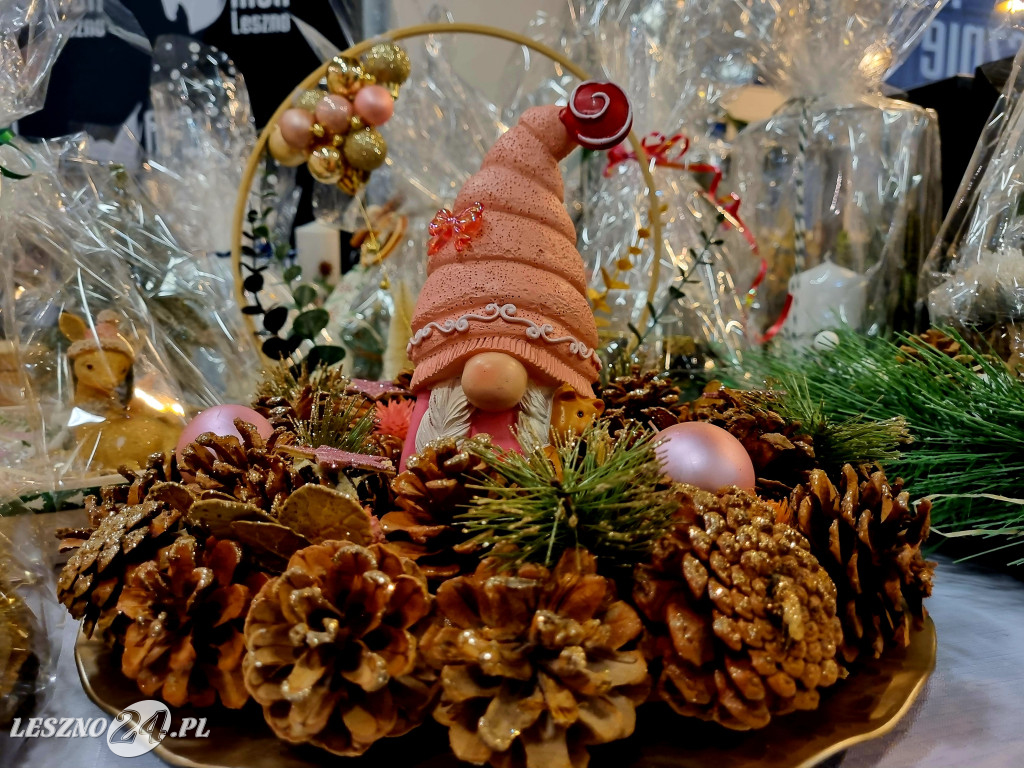 Świąteczny kiermasz SP 3 w Lesznie