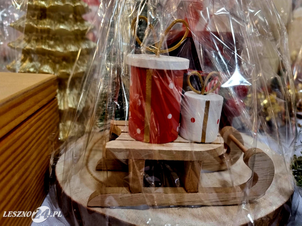 Świąteczny kiermasz SP 3 w Lesznie