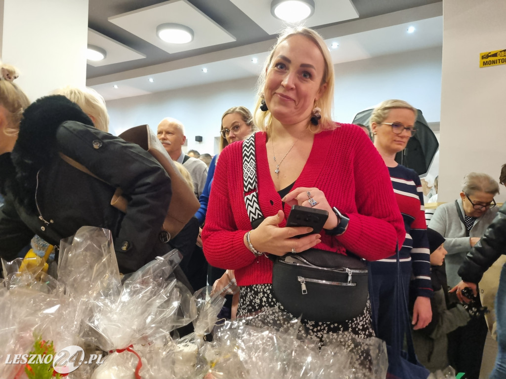 Świąteczny kiermasz SP 3 w Lesznie