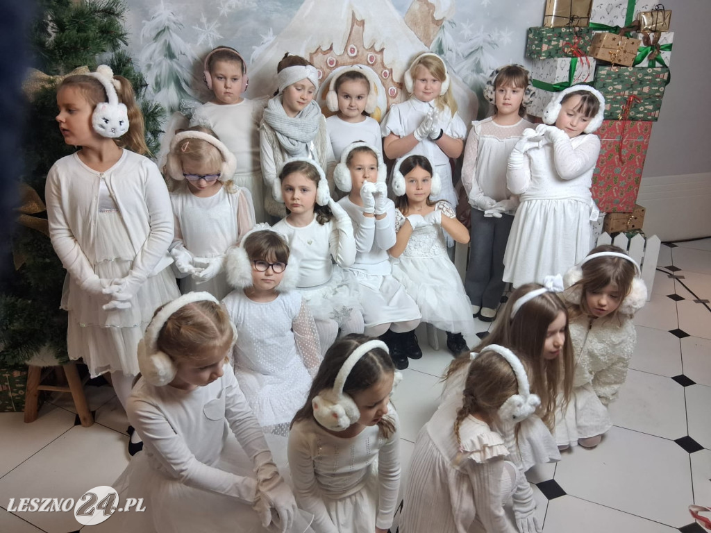 Świąteczny kiermasz SP 3 w Lesznie