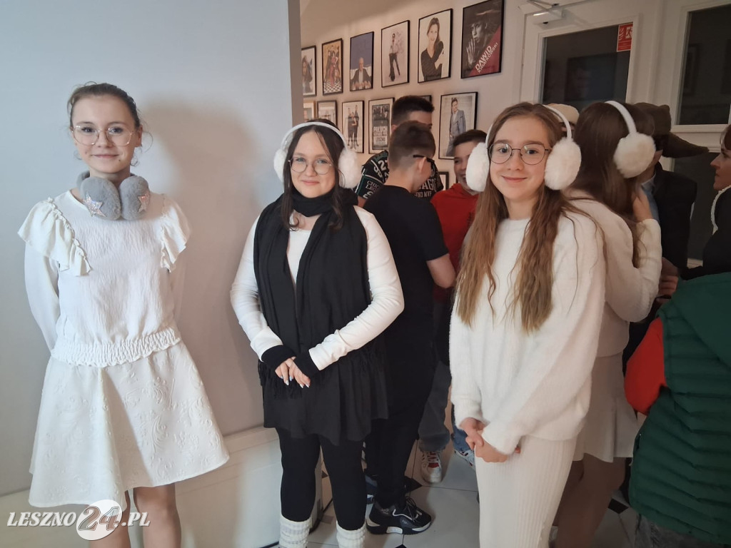 Świąteczny kiermasz SP 3 w Lesznie