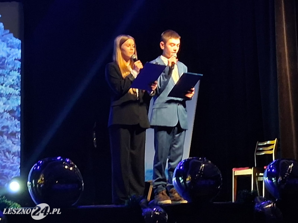 Świąteczny kiermasz SP 3 w Lesznie