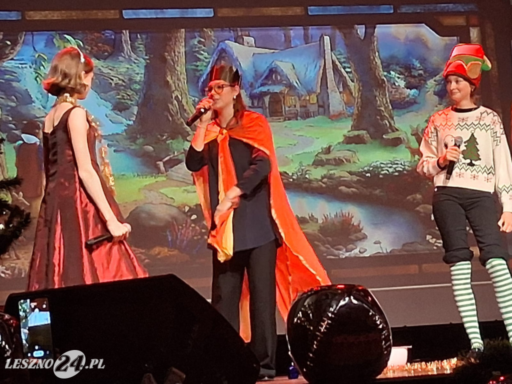 Świąteczny kiermasz SP 3 w Lesznie