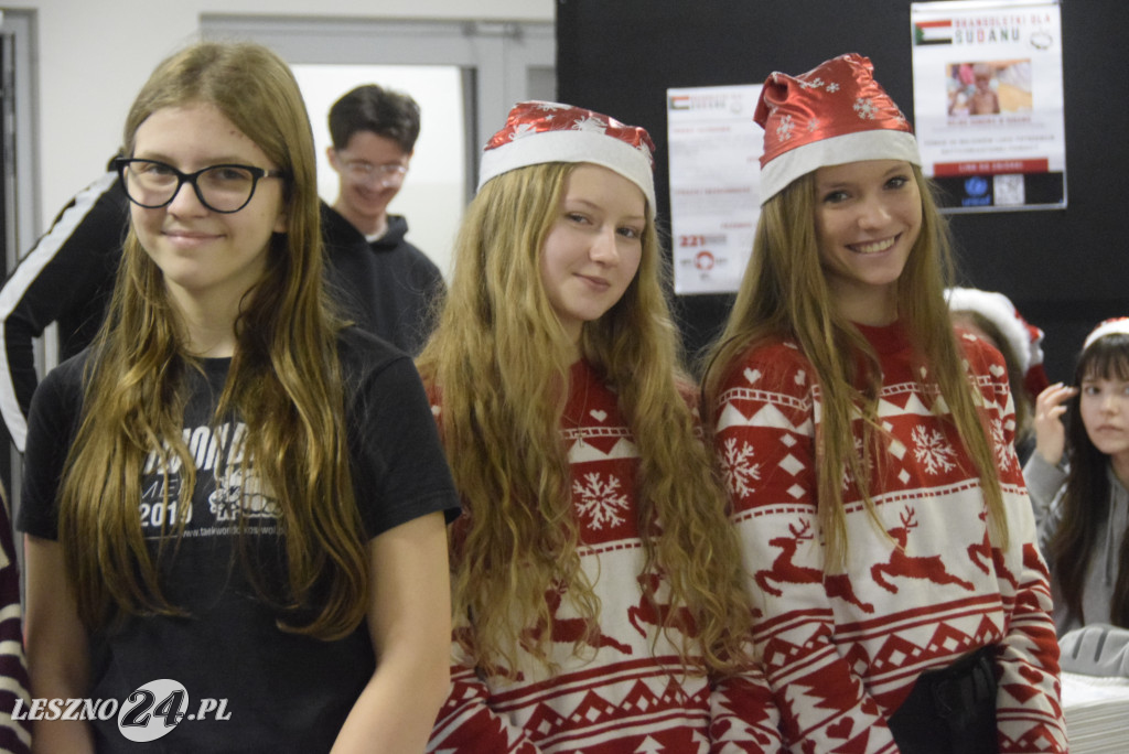 Serce z Opłatkiem wyjechało z II LO