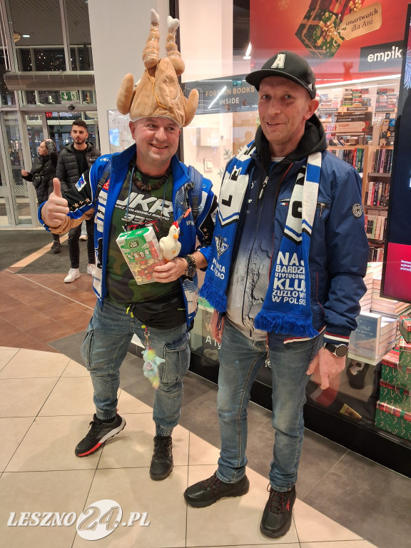 Bycze Mikołajki w Galerii Leszno