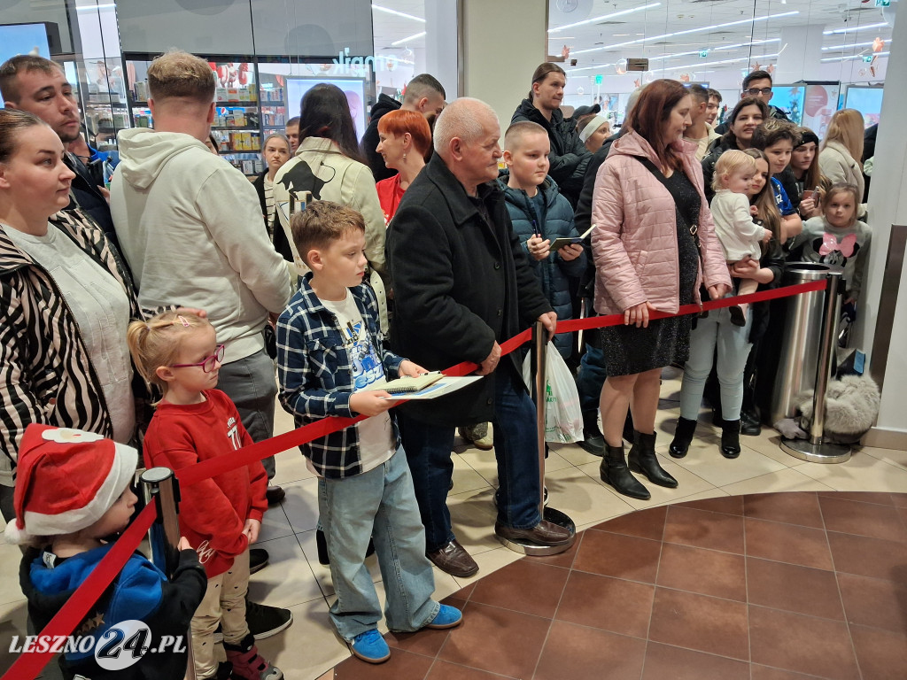 Bycze Mikołajki w Galerii Leszno