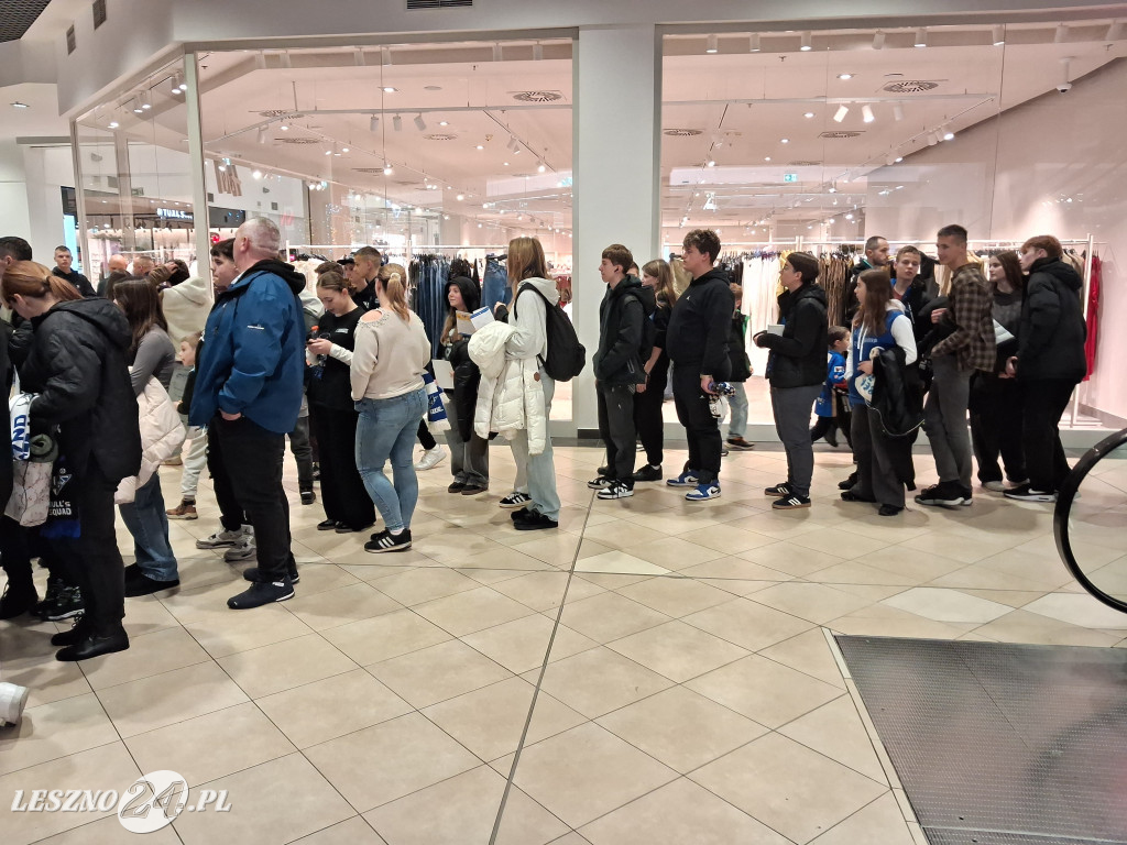 Bycze Mikołajki w Galerii Leszno