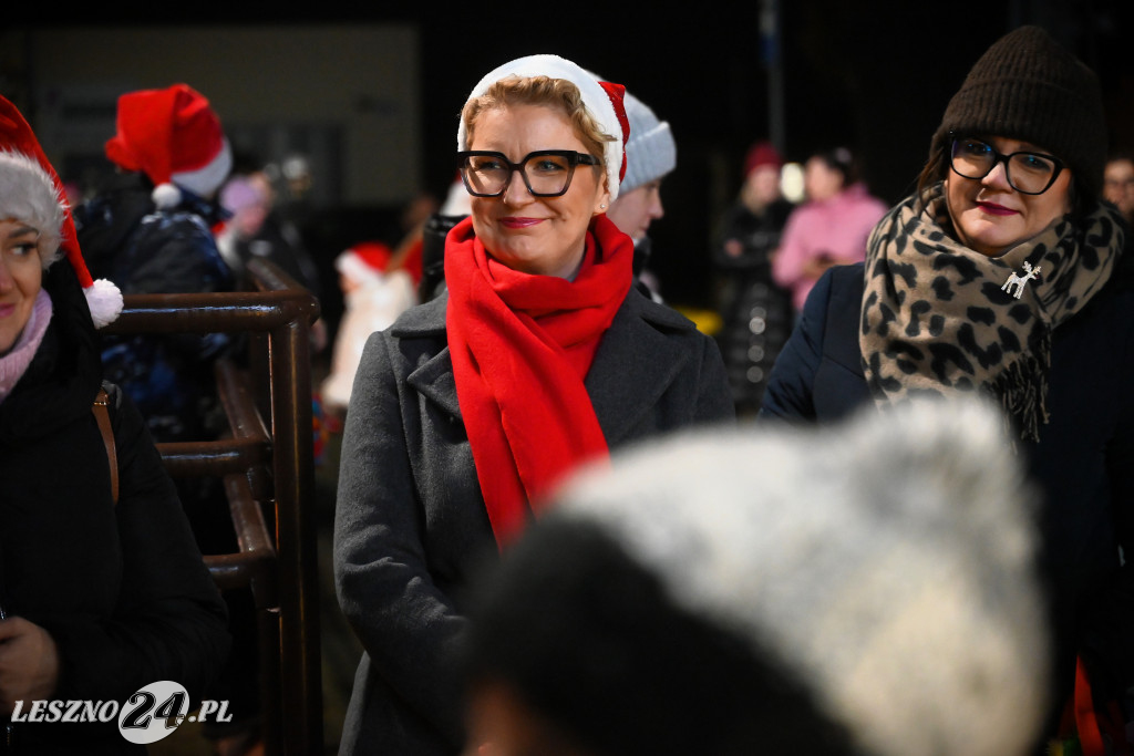 Ubieranie choinki w Krzemieniewie