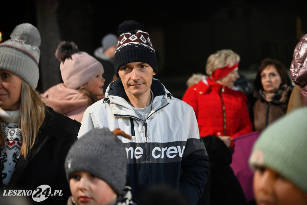 Ubieranie choinki w Krzemieniewie