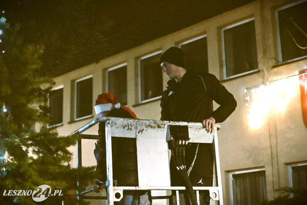 Ubieranie choinki w Krzemieniewie