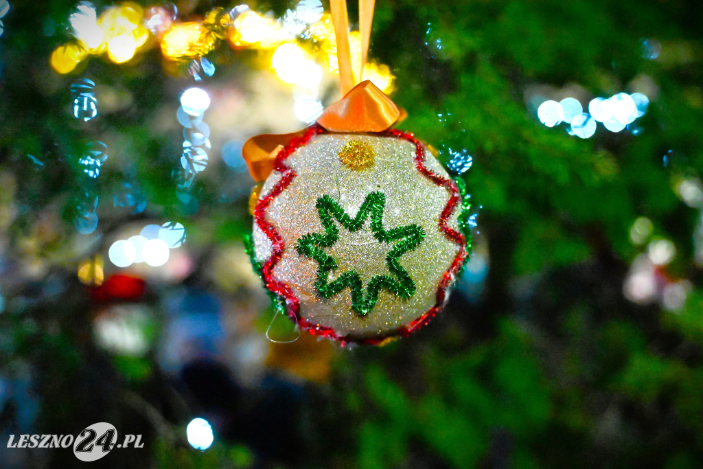 Ubieranie choinki w Krzemieniewie