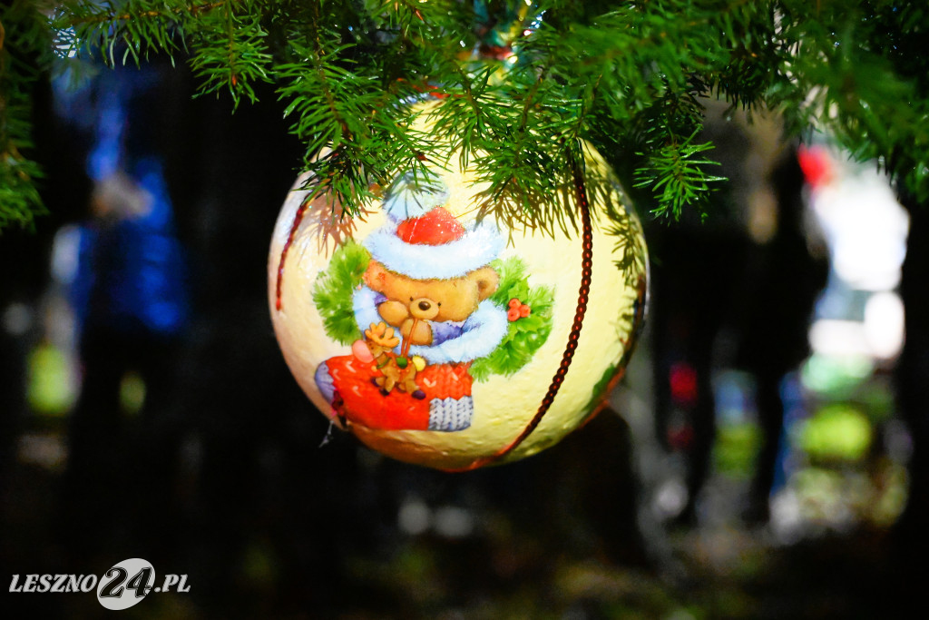 Ubieranie choinki w Krzemieniewie