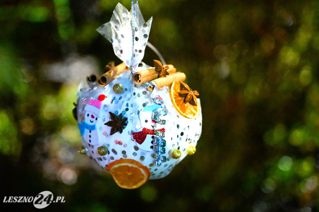 Ubieranie choinki w Krzemieniewie