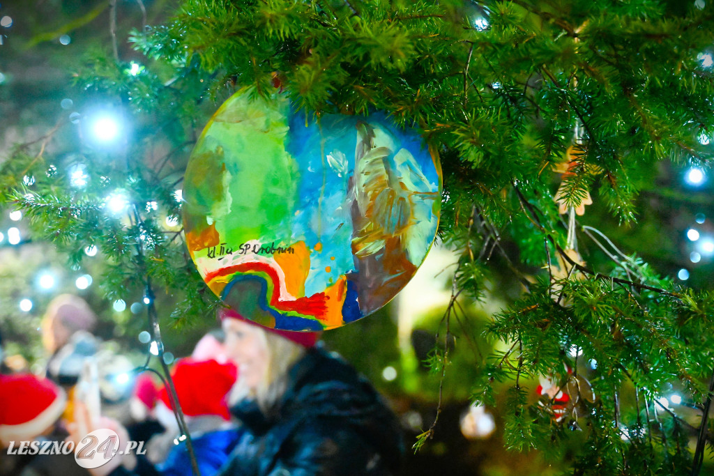 Ubieranie choinki w Krzemieniewie