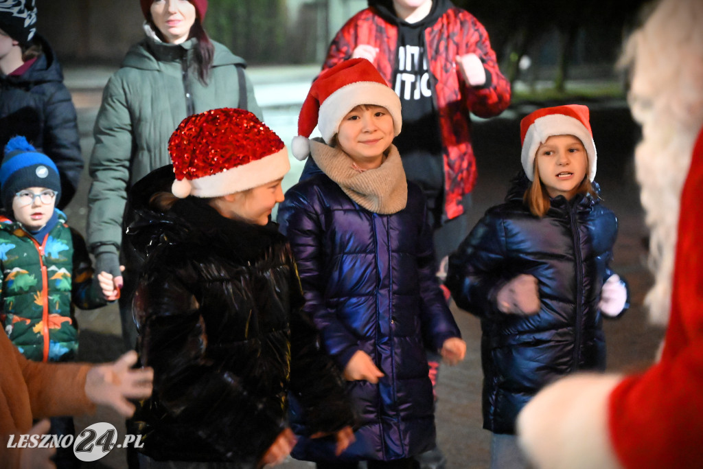 Ubieranie choinki w Krzemieniewie