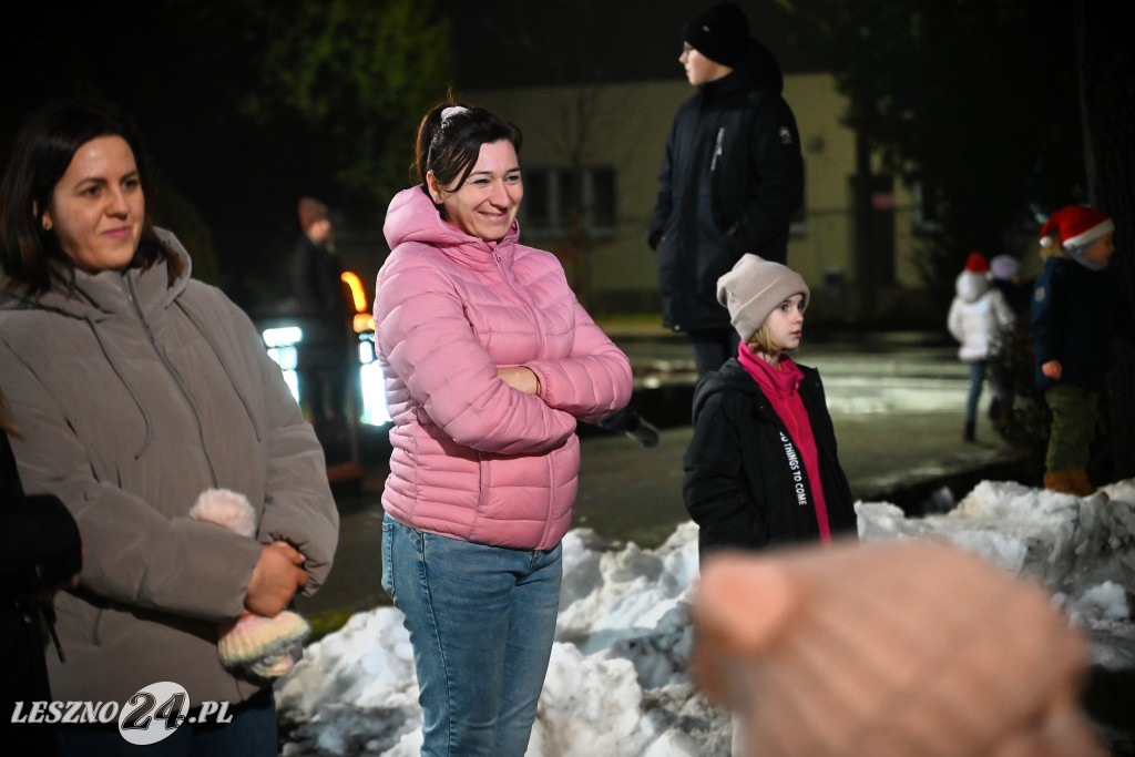 Ubieranie choinki w Krzemieniewie