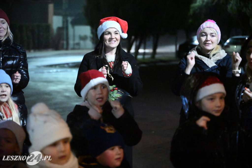 Ubieranie choinki w Krzemieniewie