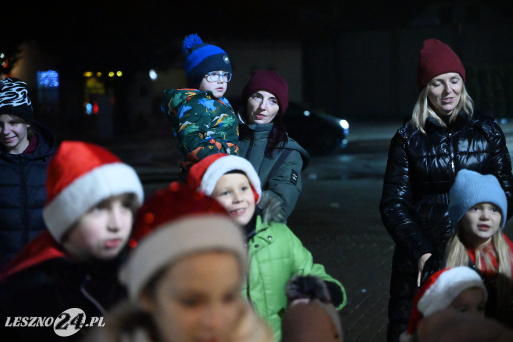 Ubieranie choinki w Krzemieniewie