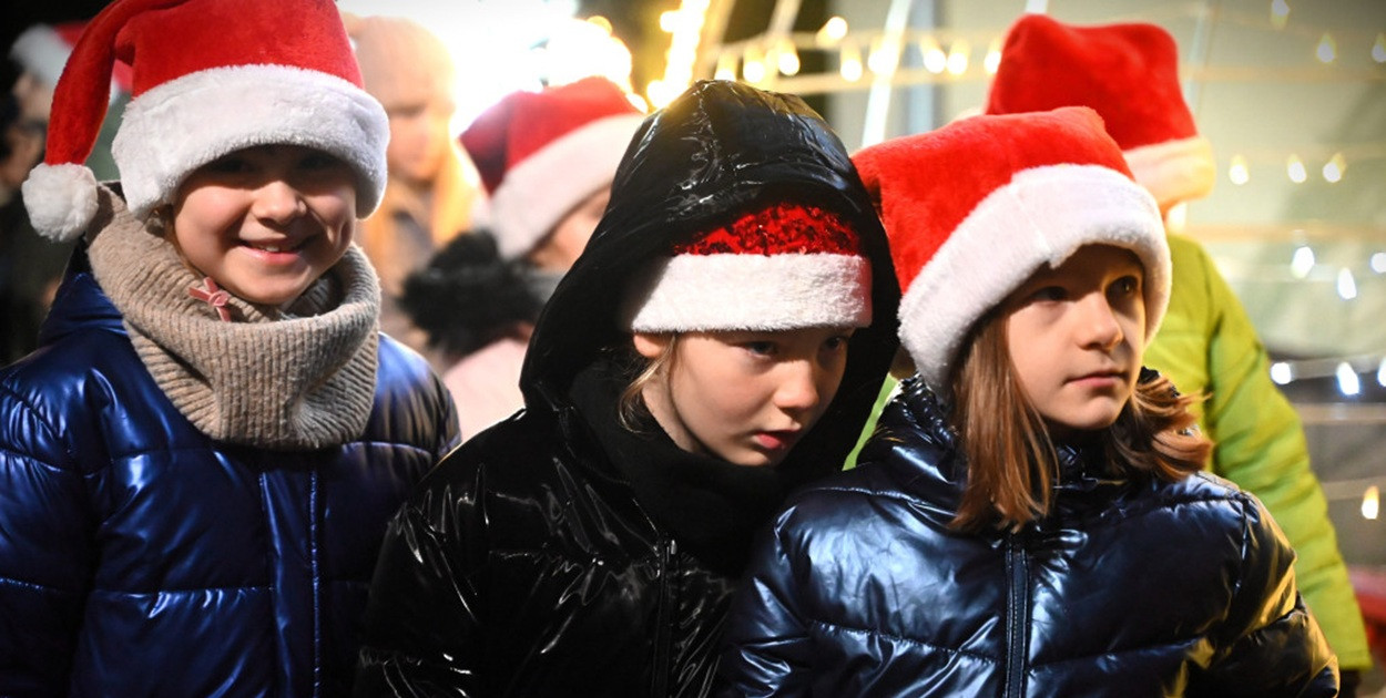 Ubieranie choinki w Krzemieniewie