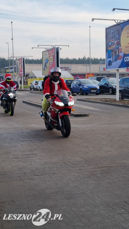 Mikołaje na motocyklach w Lesznie