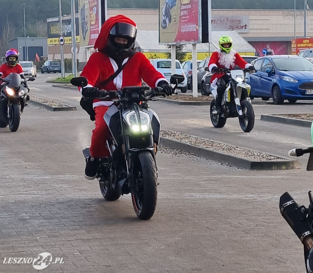 Mikołaje na motocyklach w Lesznie