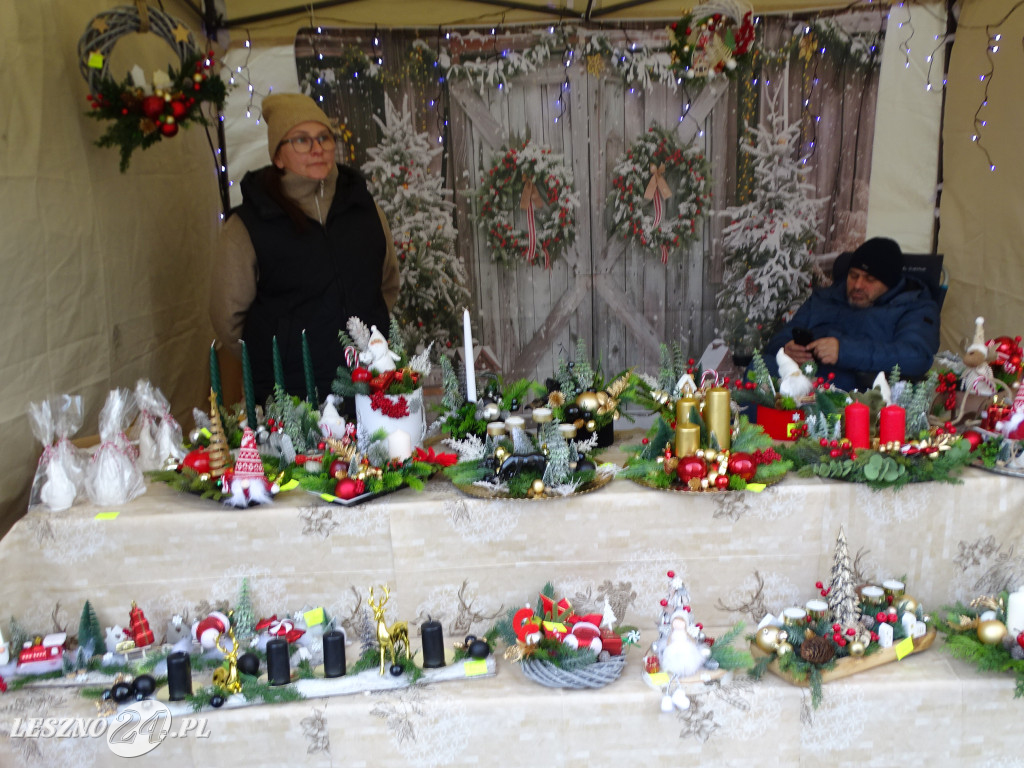 Mikołajki i Jarmark na Rynku w Lesznie
