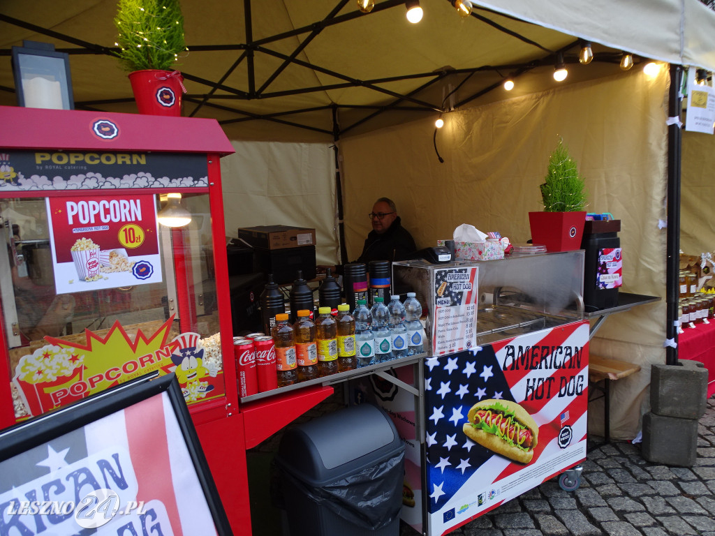 Mikołajki i Jarmark na Rynku w Lesznie