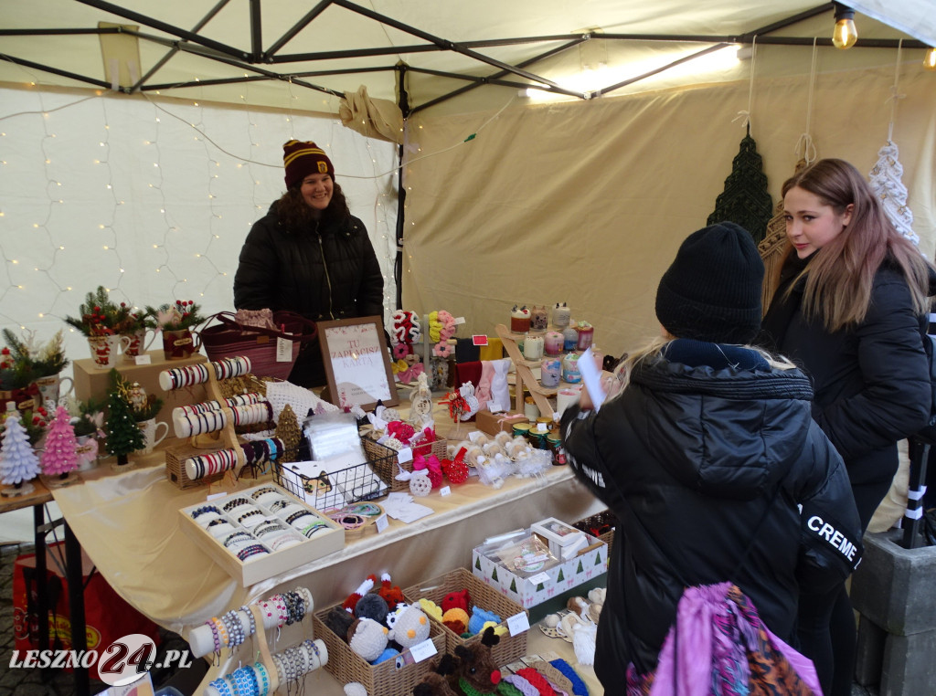 Mikołajki i Jarmark na Rynku w Lesznie