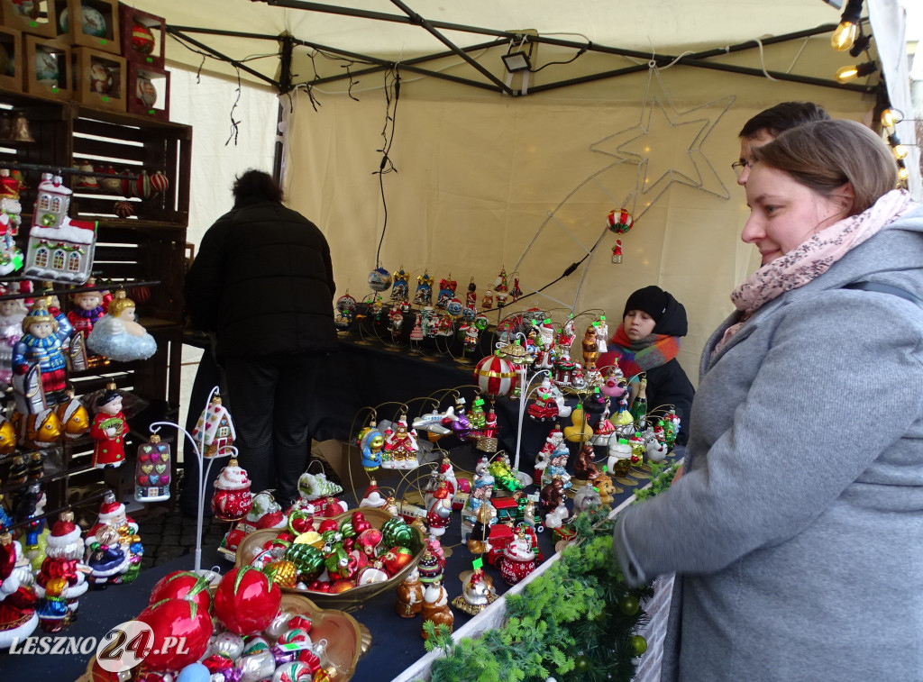 Mikołajki i Jarmark na Rynku w Lesznie