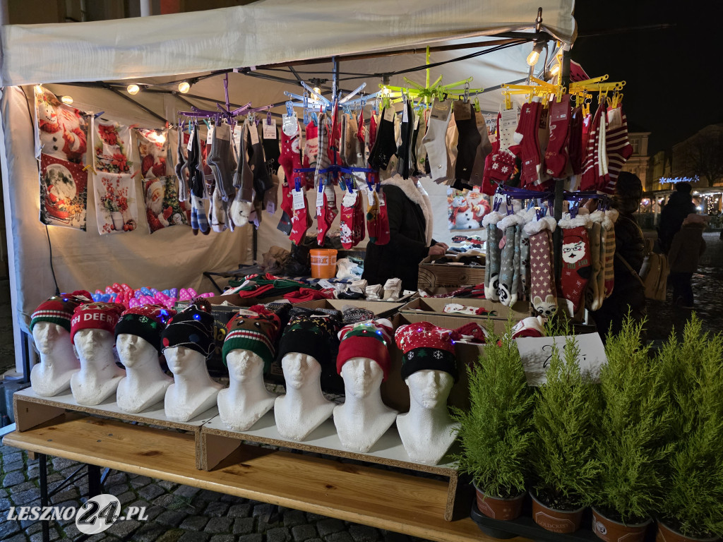 Mikołajki i Jarmark na Rynku w Lesznie