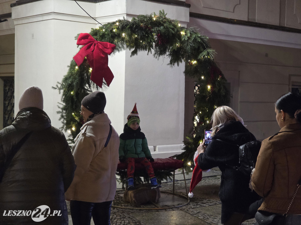 Mikołajki i Jarmark na Rynku w Lesznie