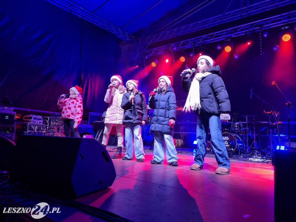 Mikołajki i Jarmark na Rynku w Lesznie