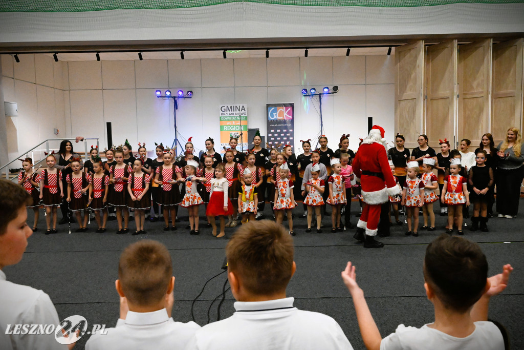 Mikołajki w gminie Krzemieniewo przyciągnęły tłumy