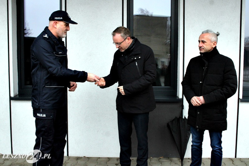 Policja w Lesznie ma nowy samochód