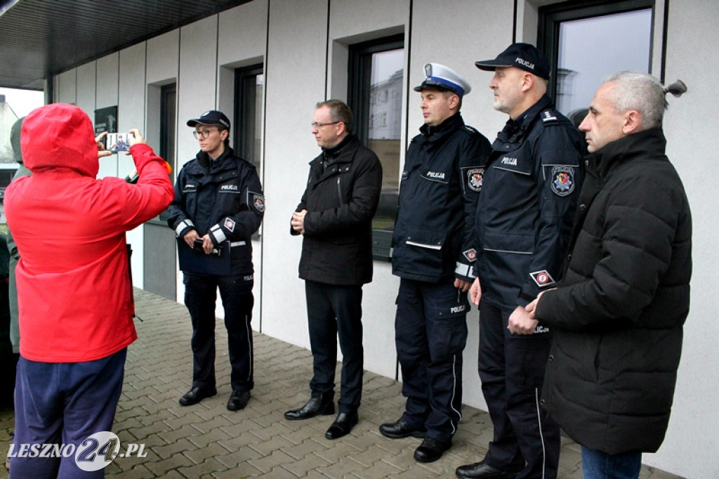Policja w Lesznie ma nowy samochód