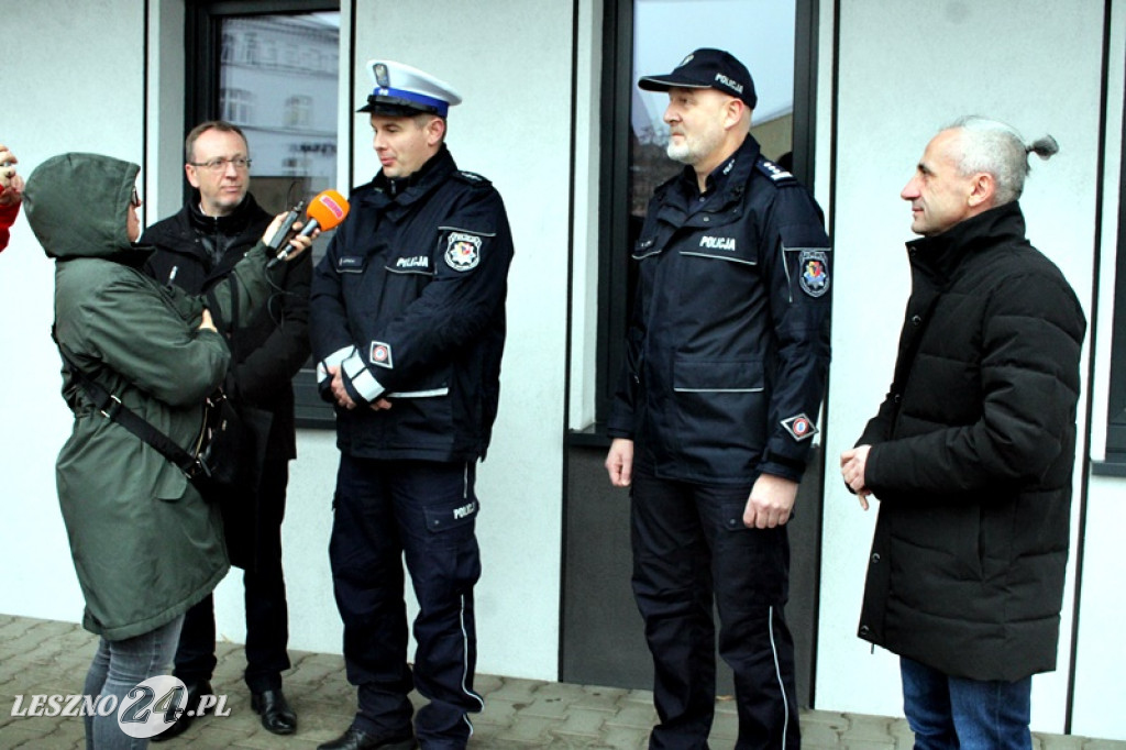 Policja w Lesznie ma nowy samochód