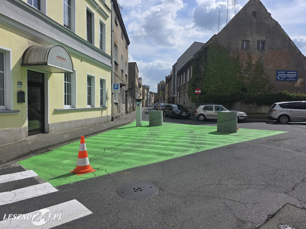 Zmiany na Placu Powstańców w Lesznie