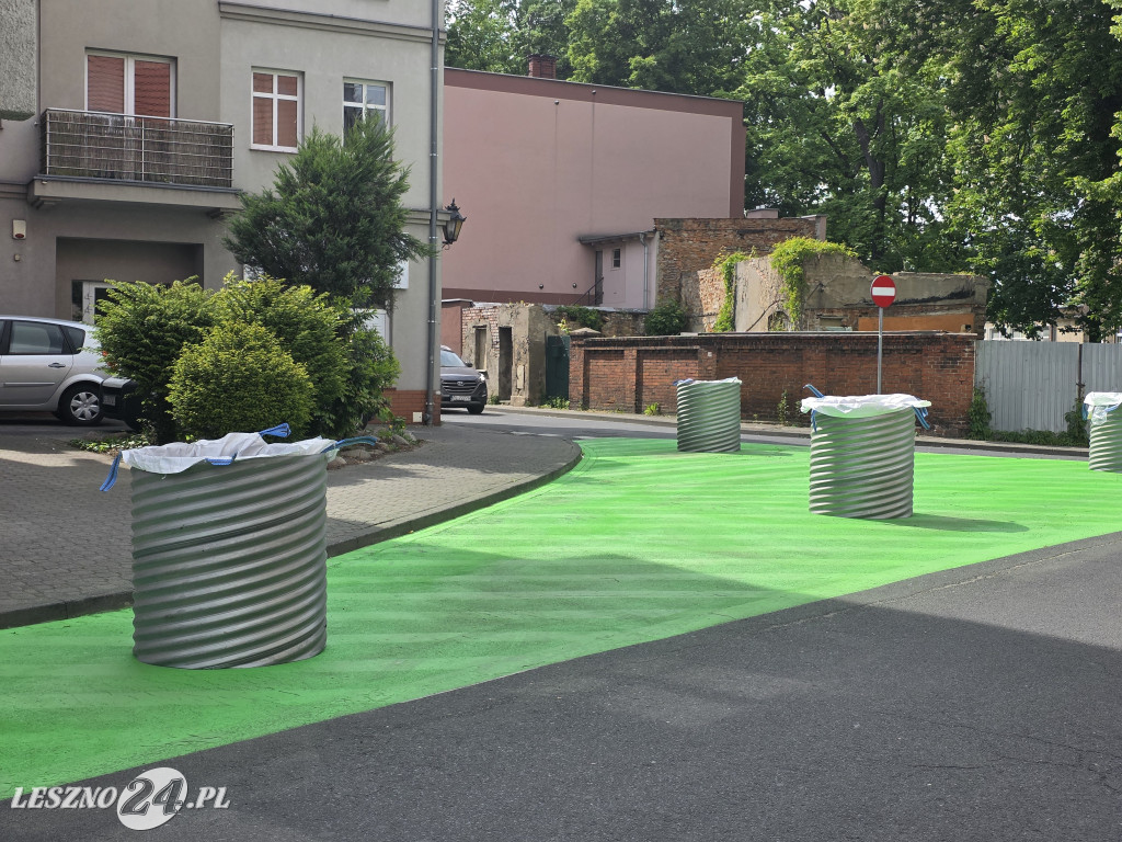 Zmiany na Placu Powstańców w Lesznie