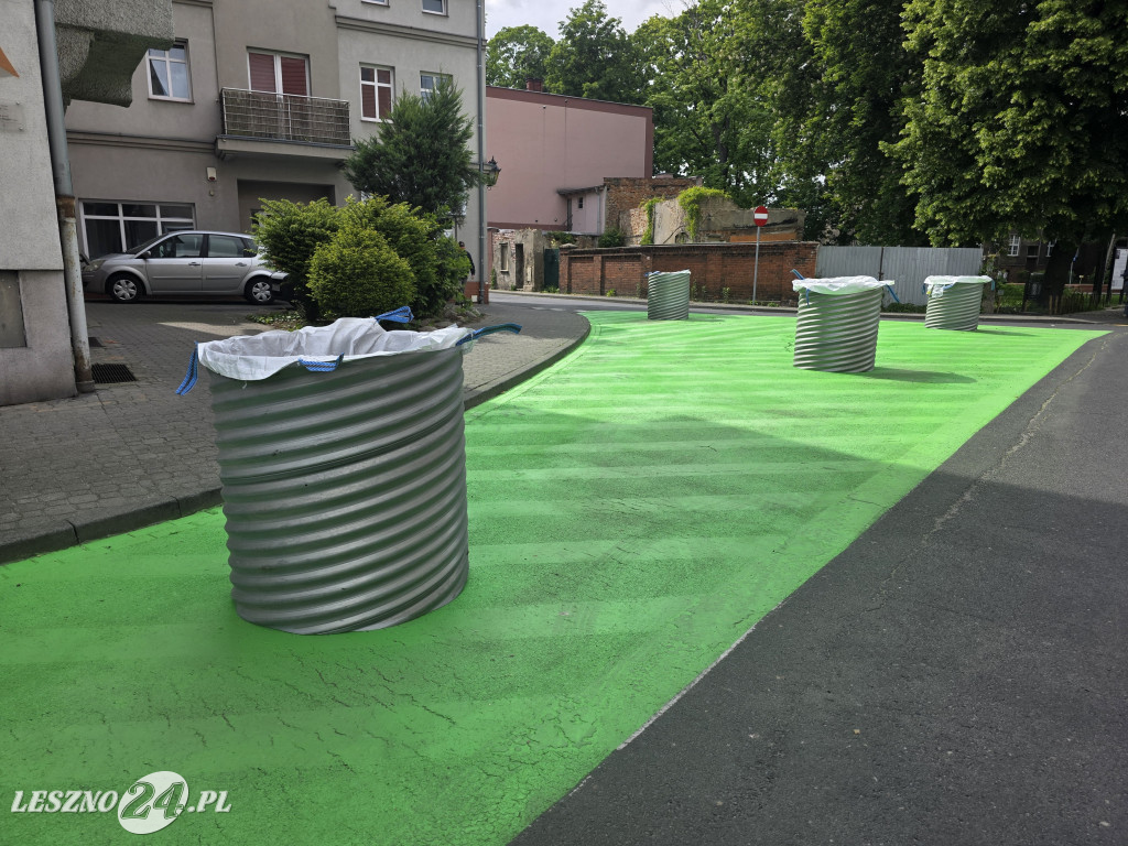 Zmiany na Placu Powstańców w Lesznie