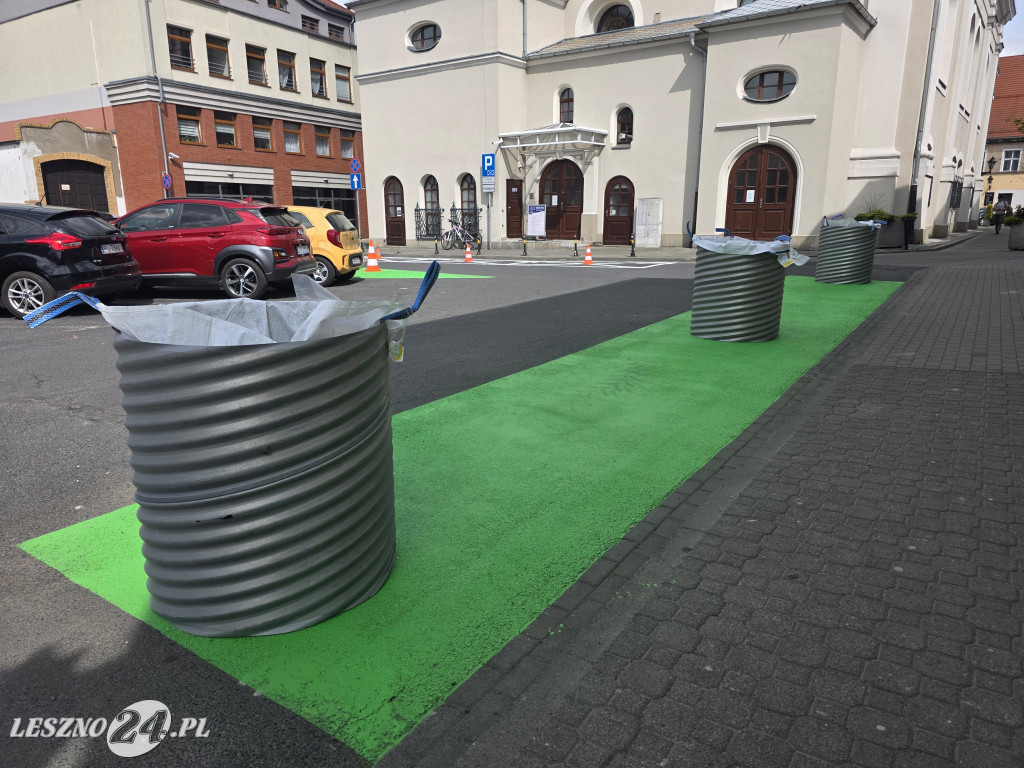 Zmiany na Placu Powstańców w Lesznie