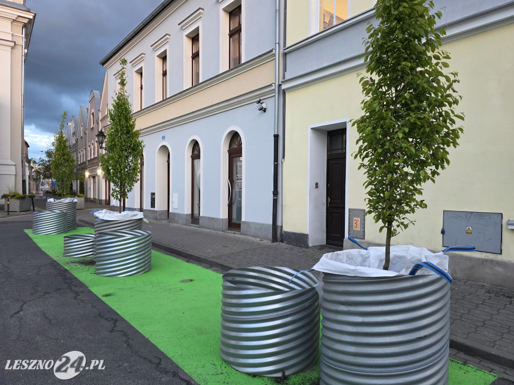 Zmiany na Placu Powstańców w Lesznie