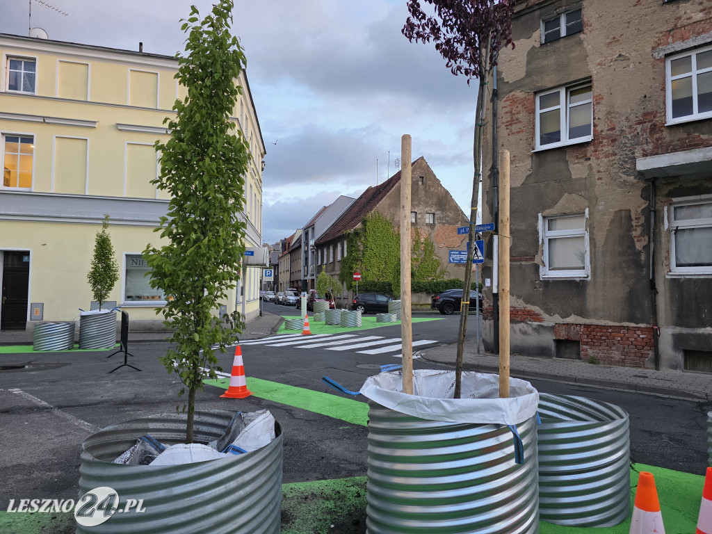 Zmiany na Placu Powstańców w Lesznie