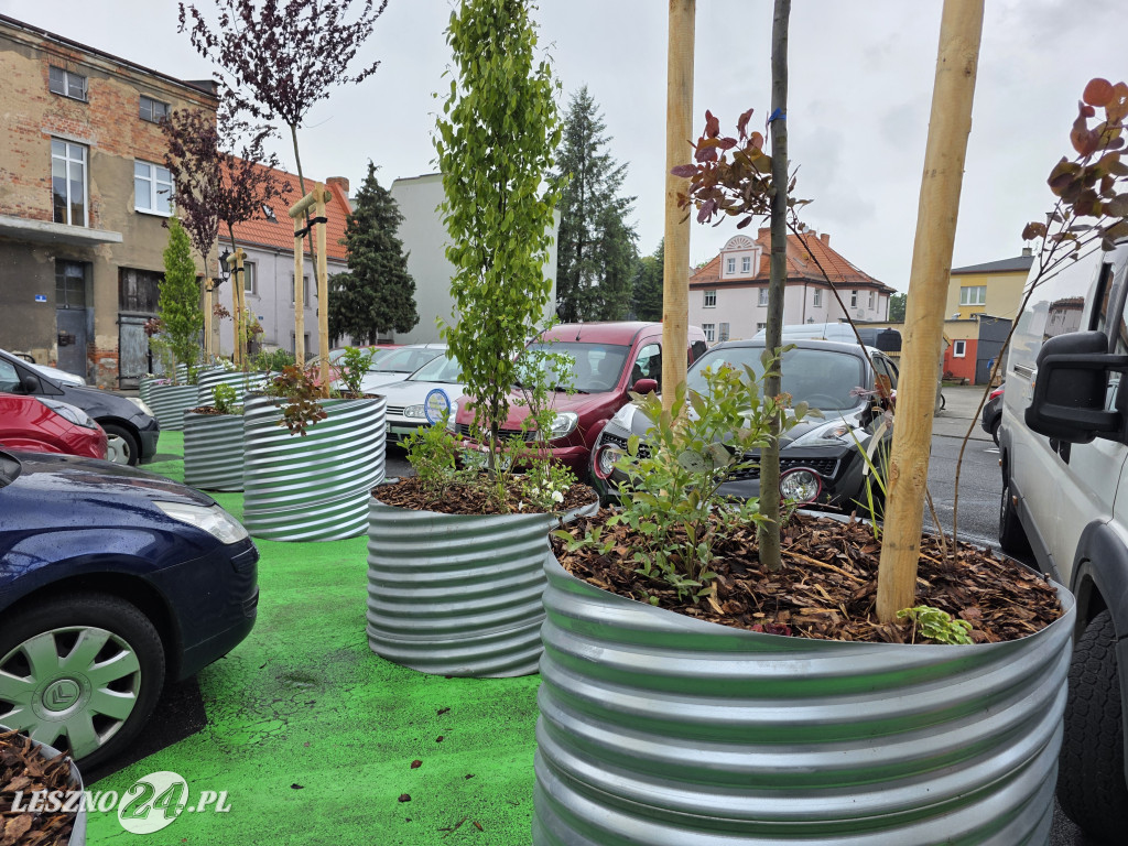 Zmiany na Placu Powstańców w Lesznie