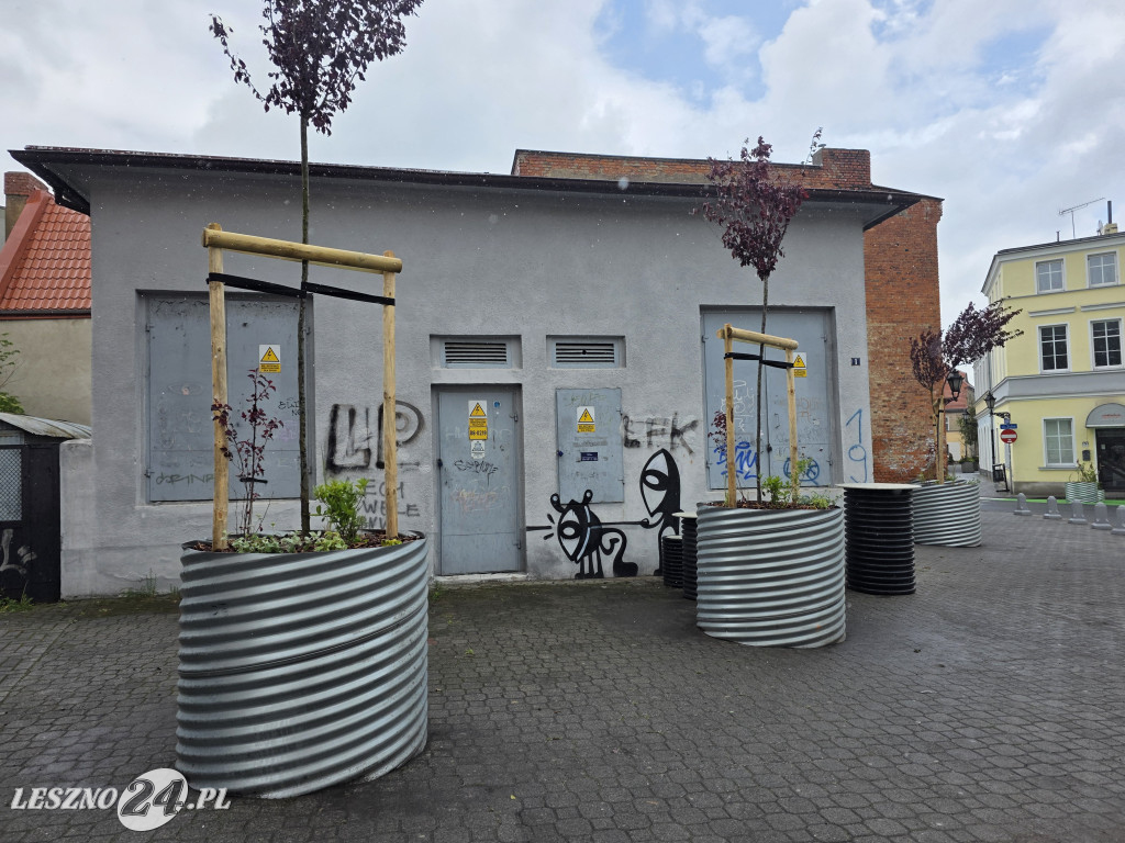 Zmiany na Placu Powstańców w Lesznie